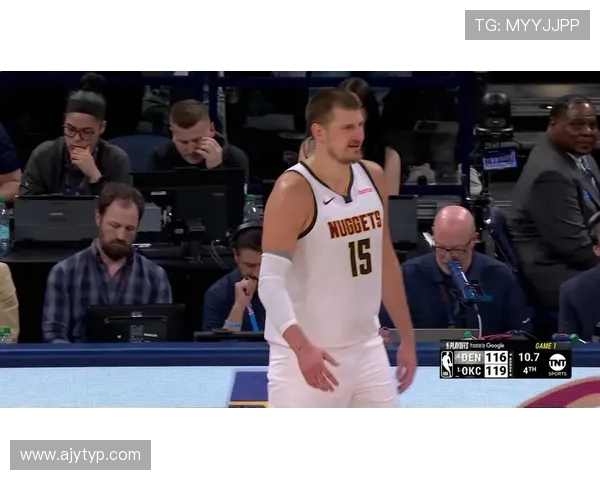 戈登被撞未判点球引争议